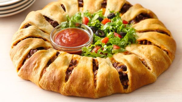 taco-crescent-ring